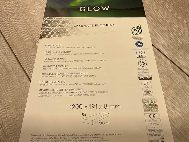 95,1m² purity glow gelakt eiken laminaatvloer - afbeelding 6 van  12