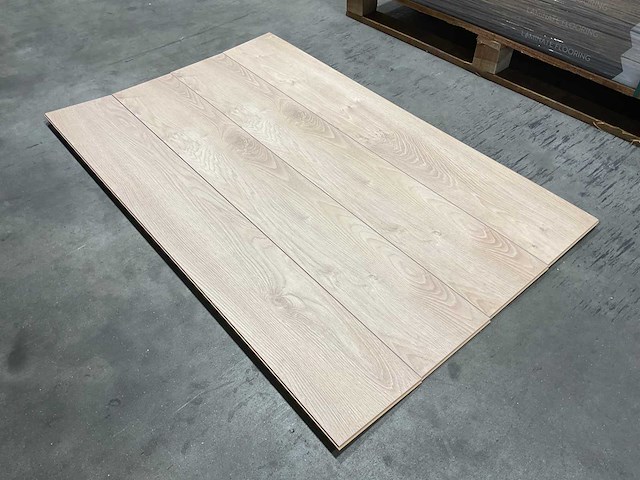 95,1m² purity pulse eiken loft laminaatvloer - afbeelding 3 van  4