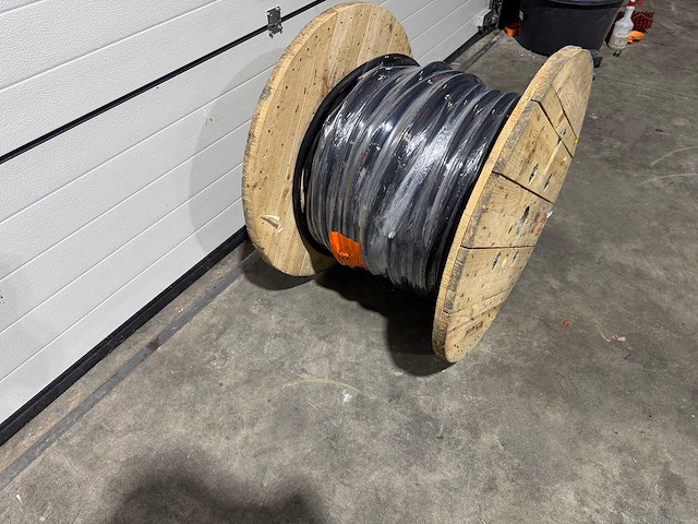 95mm2 neopreen krachtstroom kabel op haspel - afbeelding 5 van  5