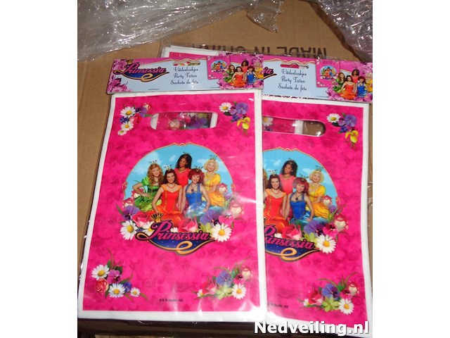 96 sets van 8 uitdeelzakjes prinsessia - afbeelding 1 van  3