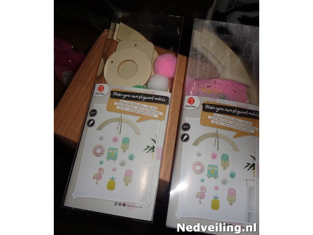 96x maak je eigen houten mobiel - afbeelding 2 van  3