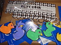 96x sleutelhanger eend