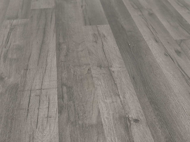 97 m2 laminaat plank - 1286 x 194 x 8 mm - afbeelding 1 van  4