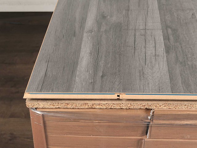 97 m2 laminaat plank - 1286 x 194 x 8 mm - afbeelding 2 van  4