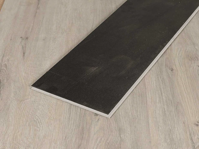 97 m2 pvc click plank met geintegreerde xps onderlaag - 1220 x 228 x 4+1 mm - afbeelding 4 van  4
