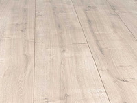 98 m2 laminaat plank - 1261 x 192 x 7 mm - afbeelding 1 van  4