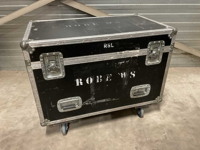 98x58cm flightcase - afbeelding 1 van  3