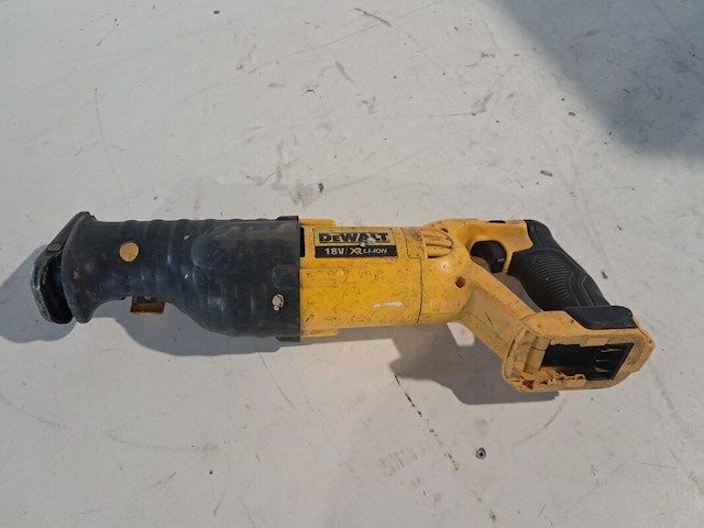9x accu gereedschap, dewalt - afbeelding 13 van  30