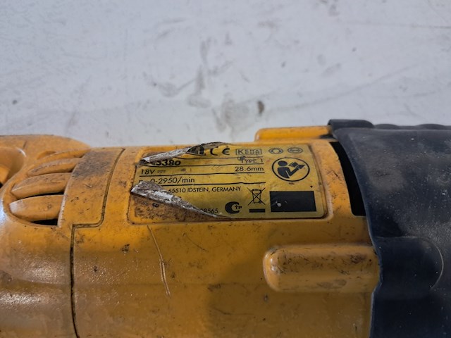 9x accu gereedschap, dewalt - afbeelding 15 van  30