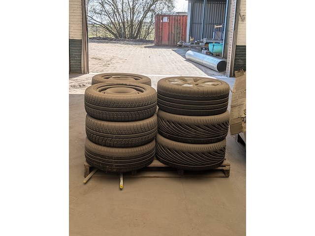 9x band met velg en 3x band - afbeelding 1 van  37