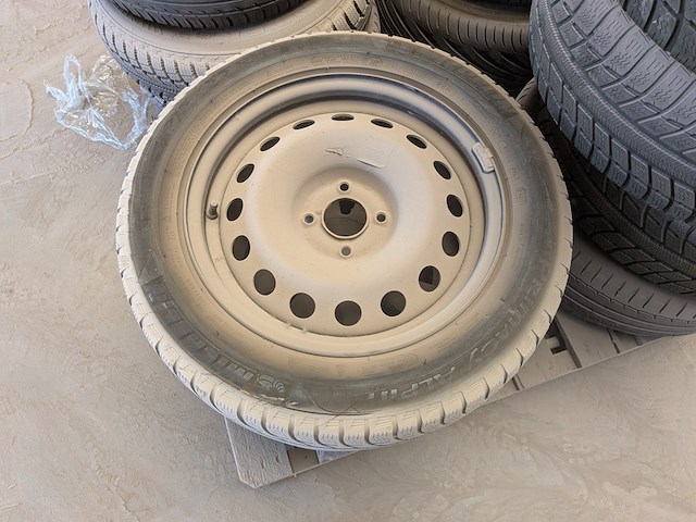 9x band met velg en 3x band - afbeelding 24 van  37