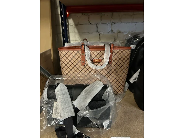 9x calvin klein tas, 2x diverse tassen - afbeelding 6 van  13
