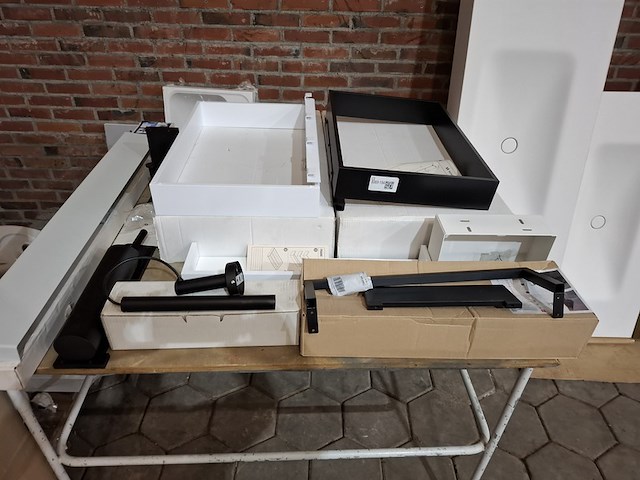 9x diverse accessoires novellini/looox - afbeelding 1 van  13