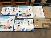 9x diverse baby artikelen w.o. speelkleed, w.o. koelstra, mima - afbeelding 1 van  6