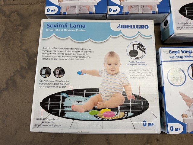 9x diverse baby artikelen w.o. speelkleed, w.o. koelstra, mima - afbeelding 2 van  6