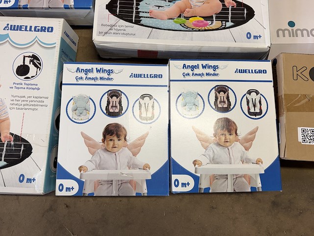 9x diverse baby artikelen w.o. speelkleed, w.o. koelstra, mima - afbeelding 4 van  6