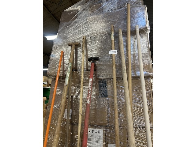 9x diverse scheppen en bouwgereedschap - afbeelding 3 van  5