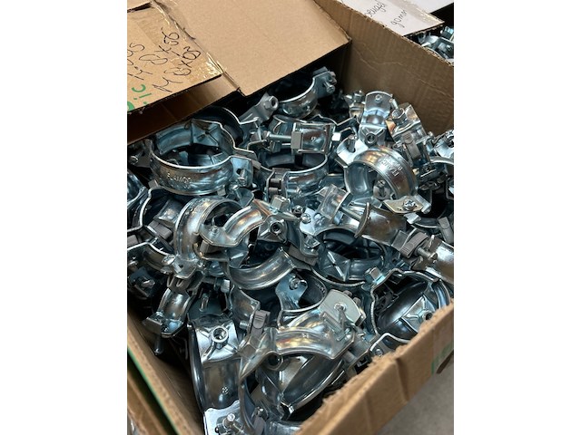 9x doos met installatiemateriaal met o.a. metalen pijpbeugels - afbeelding 5 van  15