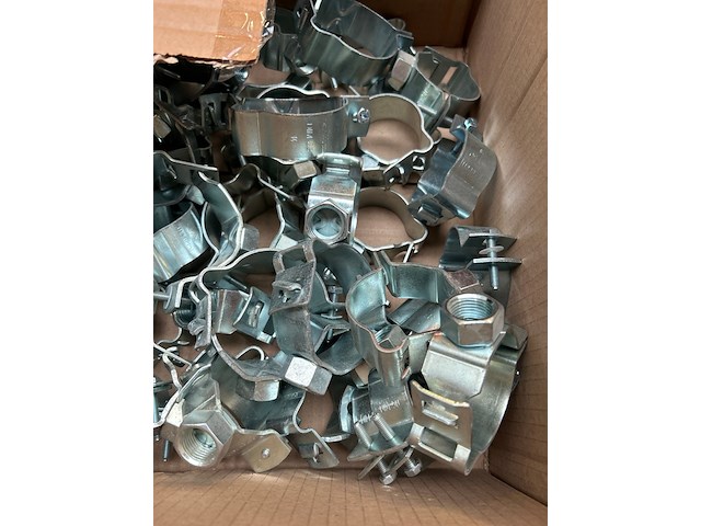 9x doos met installatiemateriaal met o.a. metalen pijpbeugels - afbeelding 11 van  15