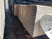 9x douglas balken fijnbezaagd, 120x120mm, lengte 400cm - afbeelding 3 van  3