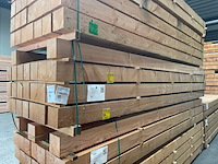 9x douglas balken fijnbezaagd, 150x150mm, lengte 400cm - afbeelding 4 van  4
