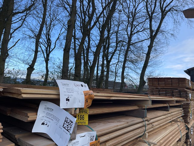 9x douglas veer en groef, 18x185mm, lengte 400cm - afbeelding 2 van  3