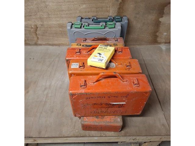 9x gereedschapskist/koffer - afbeelding 3 van  5