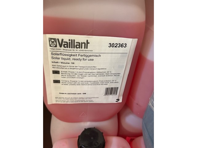 9x jerrycan spoelvloeistof warmtepompen vaillant, 302263 - afbeelding 6 van  6