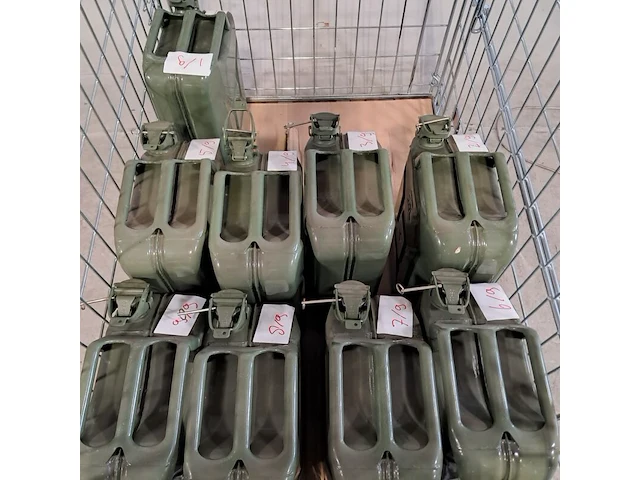 9x jerrycan - afbeelding 6 van  6