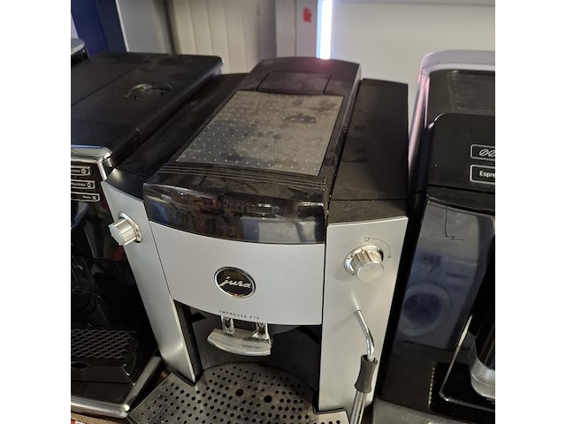 9x koffiemachines en bonen maler, jura phillips saeco siemens, 100e dtc - afbeelding 3 van  25