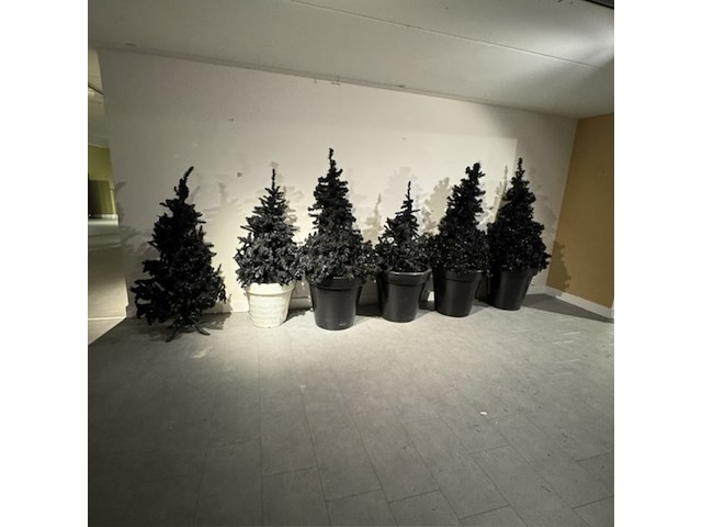 9x kunstkerstboom, zwart - afbeelding 1 van  6