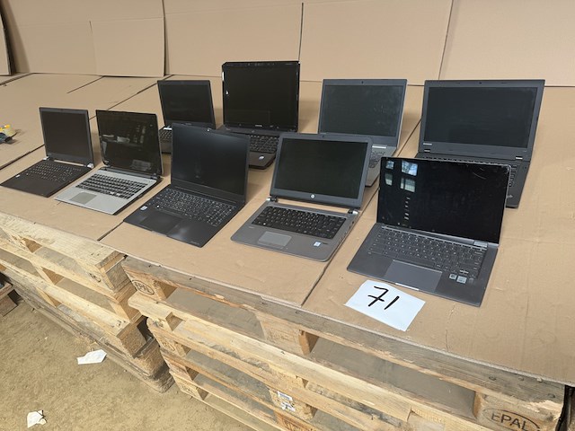 9x laptop - afbeelding 1 van  13