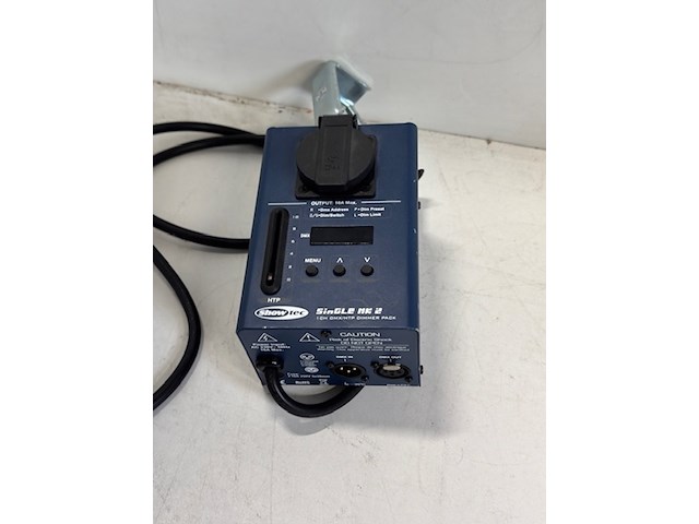 9x led par spot, dimmer pack en led rail seurolite en showtec - afbeelding 7 van  17