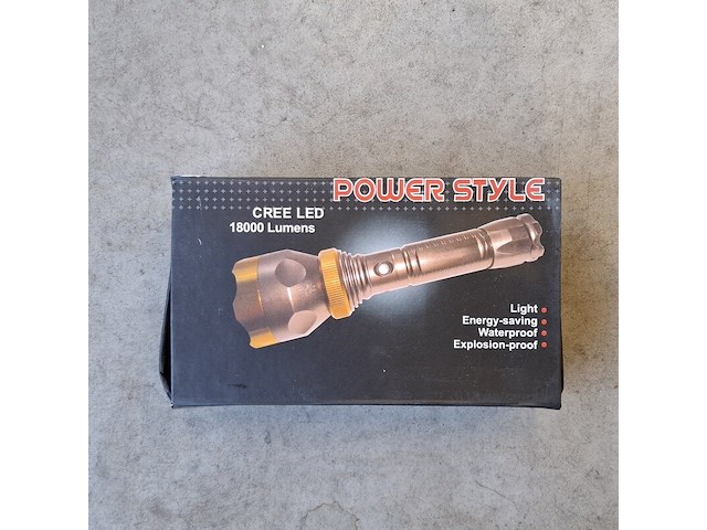 9x led zaklamp, power style, 18.000 lumen - afbeelding 1 van  6