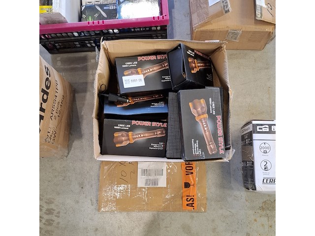 9x led zaklamp, power style, 18.000 lumen - afbeelding 6 van  6