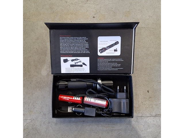 9x led zaklamp - afbeelding 4 van  6