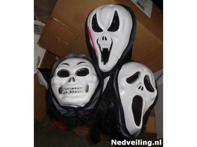 9x masker - afbeelding 1 van  3