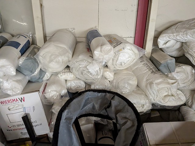 9x matras met diverse benodigdheden - afbeelding 11 van  21
