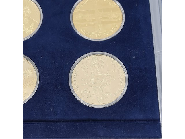 9x munt - afbeelding 8 van  15