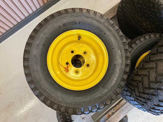 9x ongebruikt trelleborg band met velg 20x8.00-10 - afbeelding 6 van  7