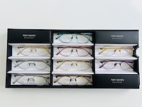 9x optische monturen, tom davies, in luxe opbergdoos/displaytray