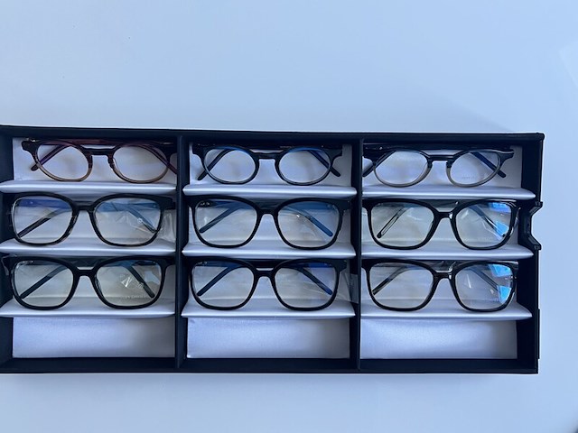 9x optische monturen, tom davies, in luxe opbergdoos/displaytray - afbeelding 1 van  13