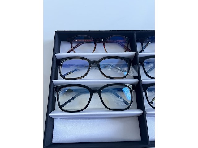 9x optische monturen, tom davies, in luxe opbergdoos/displaytray - afbeelding 6 van  13