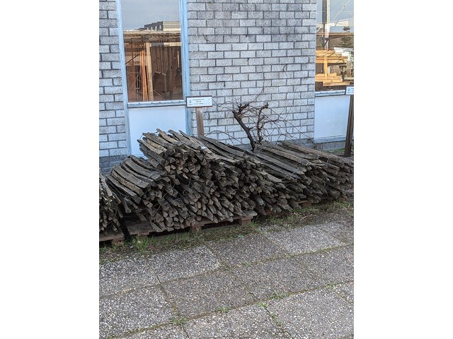 9x rol kastanjehekwerk - afbeelding 1 van  7