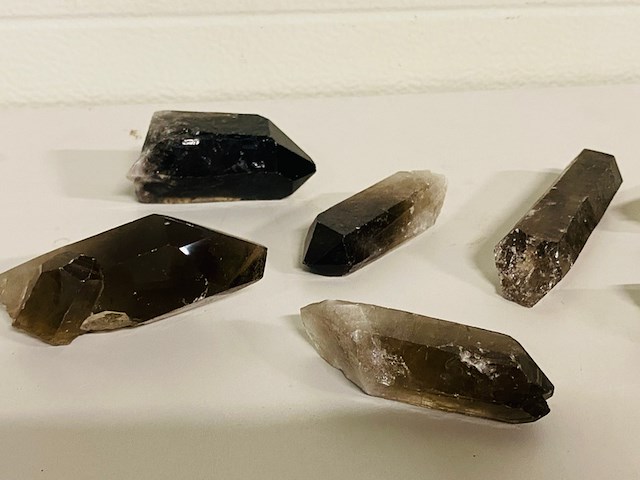 9x rookkwarts kristallen - afbeelding 6 van  7