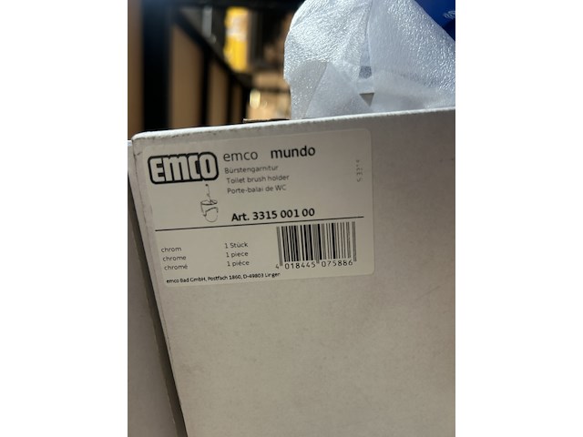 9x sanitair en badkameraccessoires w.o. toilletborstelhouder w.o. grohe, emco - afbeelding 2 van  10