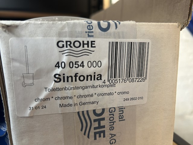 9x sanitair en badkameraccessoires w.o. toilletborstelhouder w.o. grohe, emco - afbeelding 10 van  10