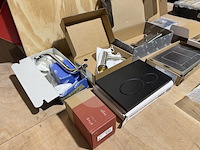 9x sanitair/badkamer accessoires en toebehoren w.o. grohe, geberit, regn, wiesbaden, vado - afbeelding 6 van  14