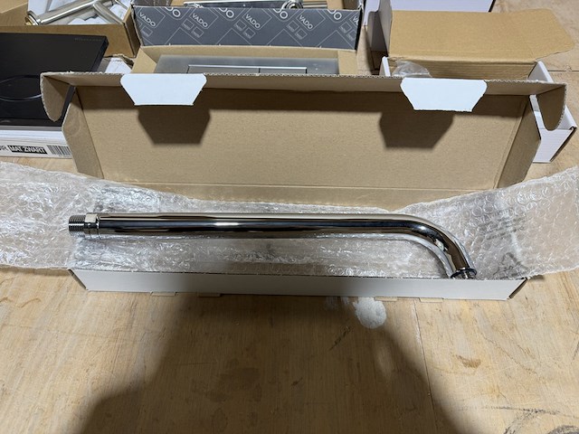 9x sanitair/badkamer accessoires en toebehoren w.o. grohe, geberit, regn, wiesbaden, vado - afbeelding 7 van  14