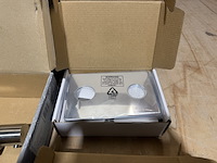 9x sanitair/badkamer accessoires en toebehoren w.o. grohe, geberit, regn, wiesbaden, vado - afbeelding 9 van  14